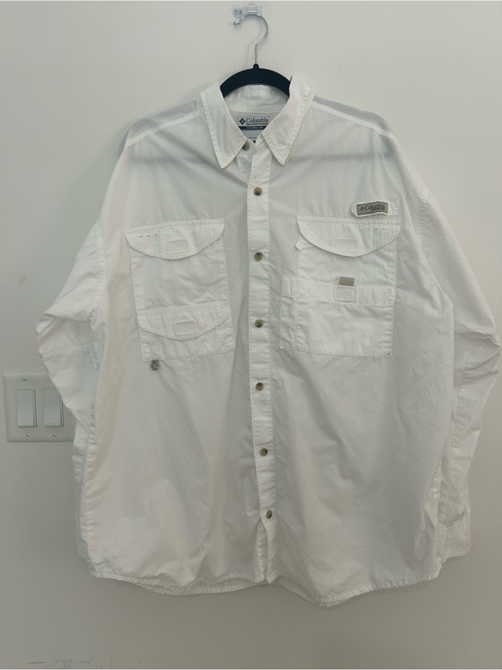 Columbia Men’s L White Long Sleeve Fishing Shirt Vented Pockets Outdoor PFG